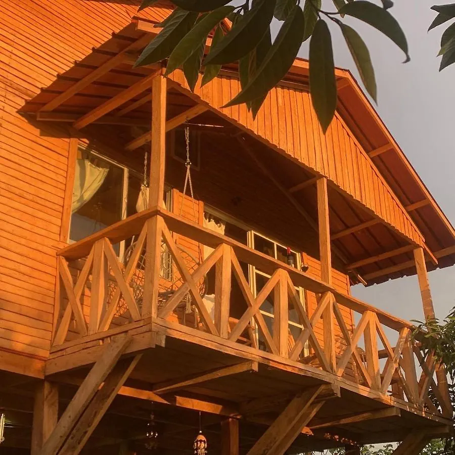 Chalet Ecovillalova Camú